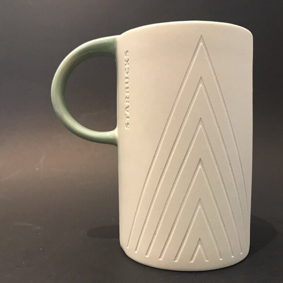 Starbucks Mug 12oz Christmas Tree Triangle Red Green Green Raw One Side 2017 - Picture 3 of 7